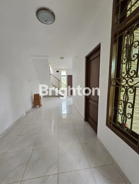 image RUMAH MODERN MINIMALIS PLUS ROOFTOP DI TIRTAJAYA (4)