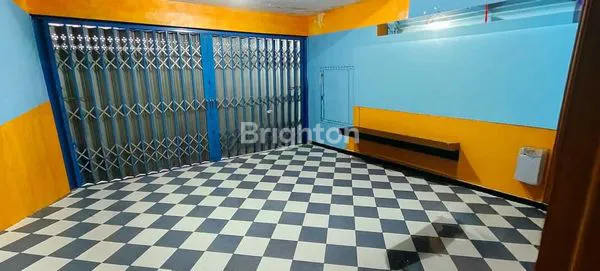 image RUMAH MEWAH 3 LANTAI DEKAT JATIM PARK BATU (4)