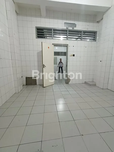 image RUKO 3 1/2 LANTAI PERNIAGAAN TIMUR (6)