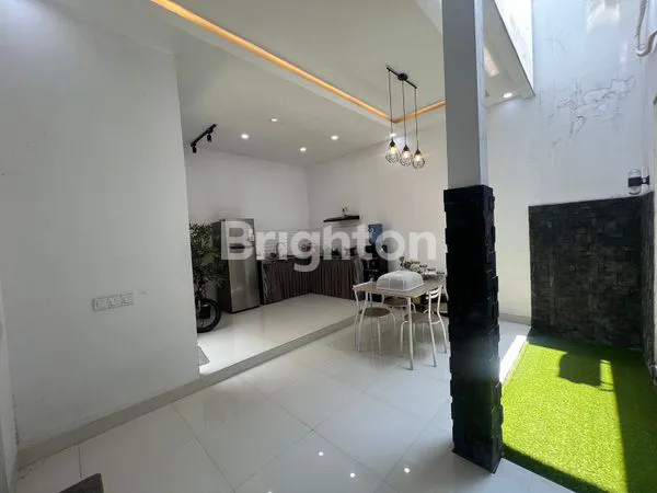 image RUMAH MODERN SEMAMPIR TENGAH MERR RUNGKUT SUKOLILO SURABAYA TIMUR (6)