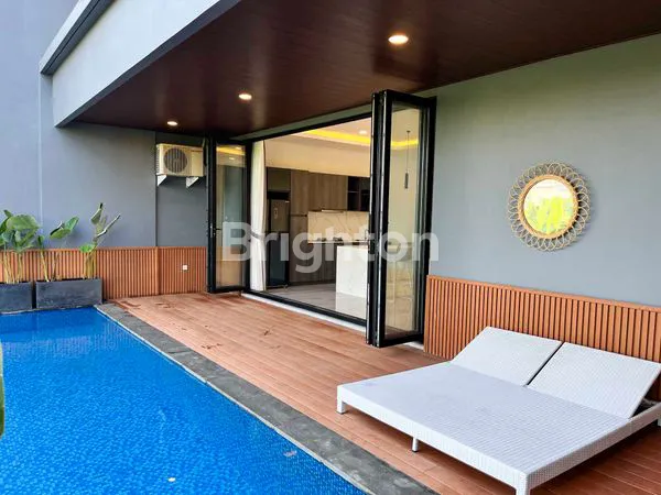 image LUXURY MODERN TROPICAL VILLA IN CANGGU, FULLY FURNISHED, ROI TINGGI KARENA LOKASI PREMIUM (5)