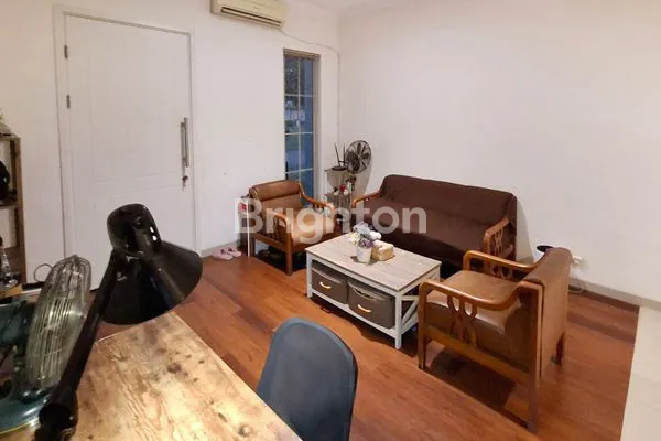 image [DIJUAL] RUMAH SIAP HUNI FURNISHED SUVARNA SUTERA (2)