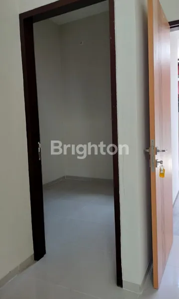 image RUMAH SIAP HUNI 500 JUTAAN LIBRA KENJERAN DEKAT KALIJUDAN MERR, KARANG EMPAT (2)