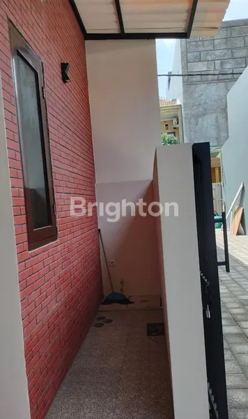 image RUMAH SIAP HUNI 500 JUTAAN LIBRA KENJERAN DEKAT KALIJUDAN MERR, KARANG EMPAT (4)