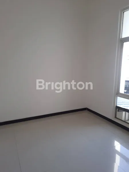 image RUMAH LEBAK KENJERAN PLOSO PAKUWON CITY TOWN HOUSE FULL GALVALUM 2LT (5)