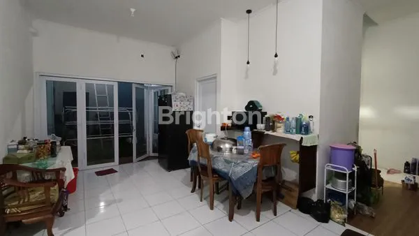 image RUMAH STRATEGIS LT 180M² DI VILLA INTI PERSADA (7)