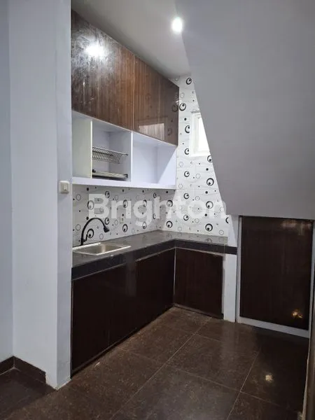 image DIJUAL RUMAH BUANA GARDENIA 2 LANTAI TANGERANG (7)