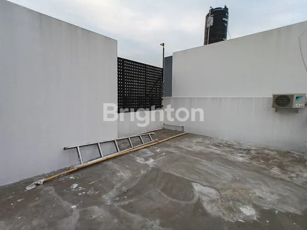 image RUMAH 2 LANTAI SEMI FURNISH DI KEMANGGISAN (6)