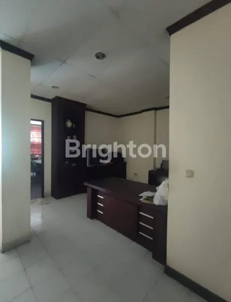 image “RUKO GANDENG 4 LANTAI DI PURI DELTAMAS – STRATEGIS UNTUK USAHA & INVESTASI”\\N (6)