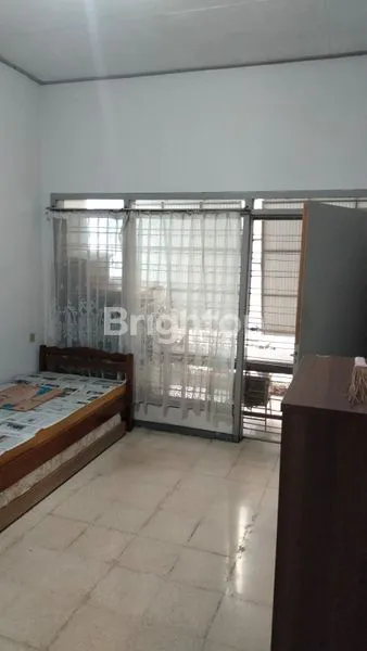 image DIJUAL RUMAH LUAS AREA BLIMBING DEKAT KAMPUS ABM JALAN CANDI CANDI BISA UNTUK KOS KOSAN (4)