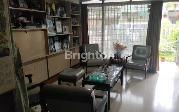 image DIJUAL RUMAH LUAS AREA BLIMBING DEKAT KAMPUS ABM JALAN CANDI CANDI BISA UNTUK KOS KOSAN (2)