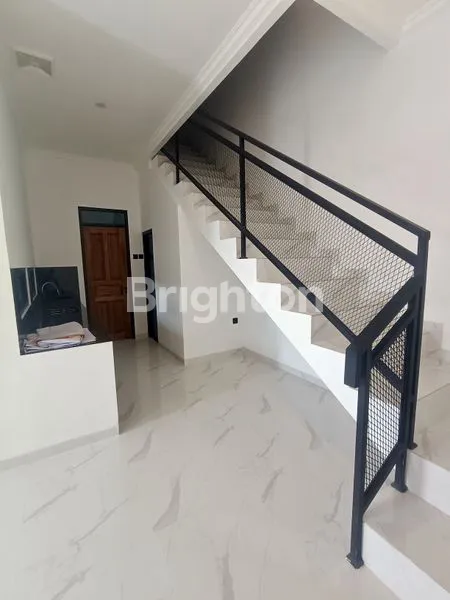 image RUMAH 3 LANTAI DEKAT KAMPUS GUNADARMA DEPOK (4)