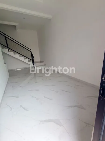 image RUMAH 3 LANTAI DEKAT KAMPUS GUNADARMA DEPOK (3)