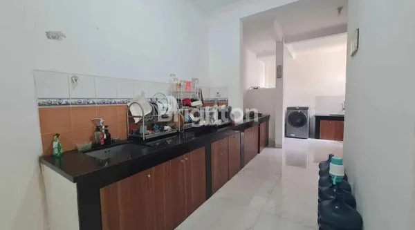 image SEWA RUMAH MEWAH FULL FURNISH LT 240M² (7)