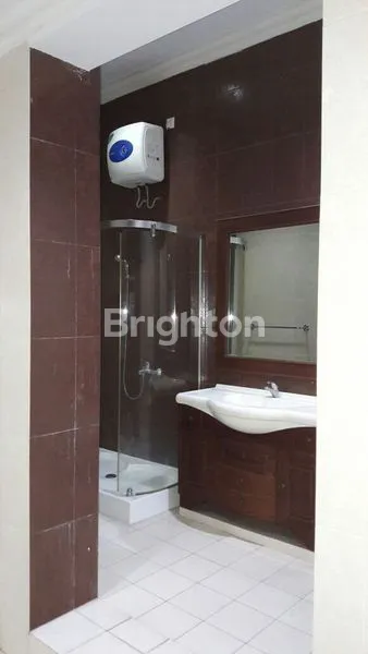image RUMAH MEWAH UNFURNISHED DENGAN LUAS TANAH 504M² DI CITRAGRAN CIBUBUR, JATIKARYA, BEKASI (4)