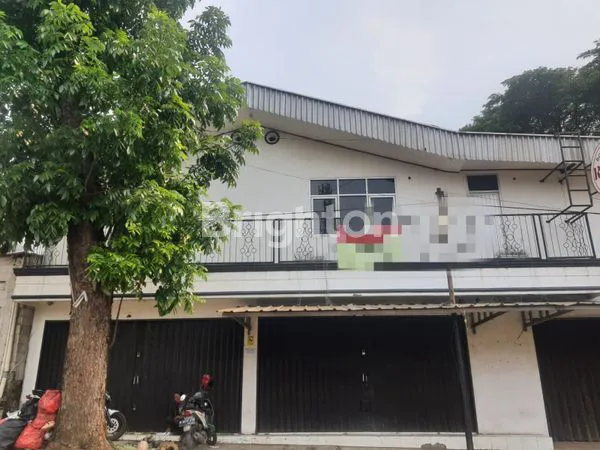 image RUMAH USAHA STRATEGIS DI JALAN RAYA CILODONG (2)