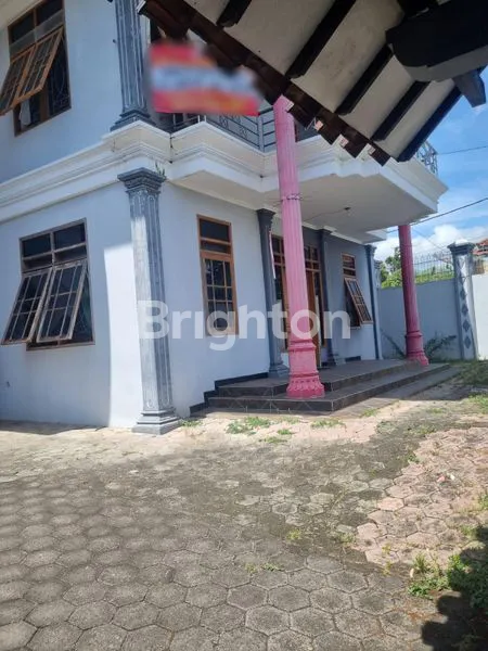 RUMAH 2 LANTAI, LOKASI STRATEGIS DEKAT KOTA