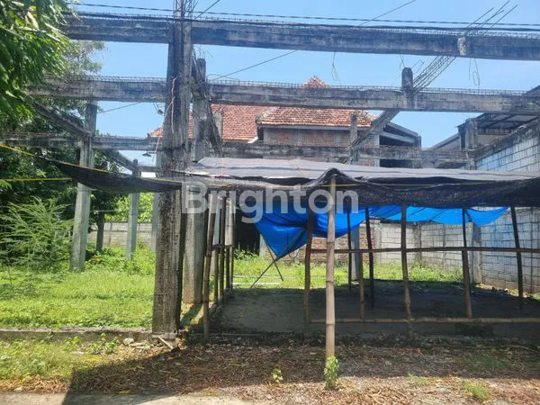 image TANAH SELUAS 1.168 M² DENGAN RUMAH SETENGAH JADI DI PUSAT KOTA (2)