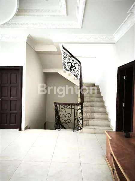 image RUMAH KOMPLEK ELITE - SARI MAS MEDAN - INTI KOTA (6)