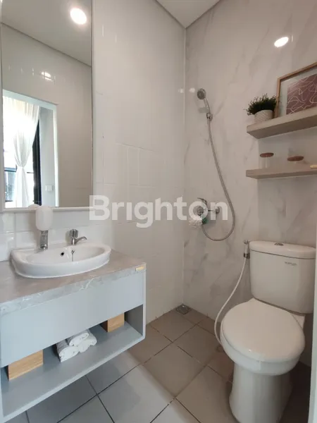 image RUMAH 1 LANTAI BERGAYA MODERN TROPIS DI GRAND DUTA CITY BEKASI (2)