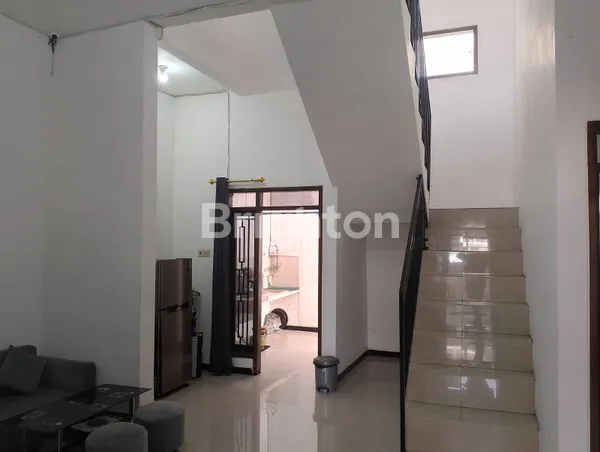 image HUNIAN STRATEGIS 4 KT DEKAT LIVIN PLAZA (2)