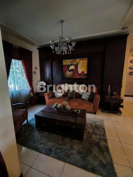 image RUMAH MEWAH 6 KT  DI TATAR RATNASASIH KOTA BARU PARAHYANGAN (3)