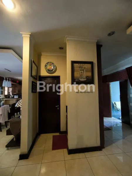 image RUMAH MEWAH 6 KT  DI TATAR RATNASASIH KOTA BARU PARAHYANGAN (8)