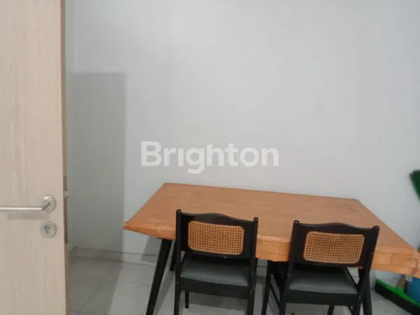 image RUMAH SEWA FURNISH DI PLAMONGAN INDAH TINGGAL BAWA KOPER (5)