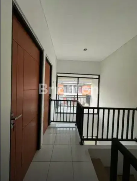 image RUMAH 2 LANTAI SIAP HUNI SETIABUDI (8)