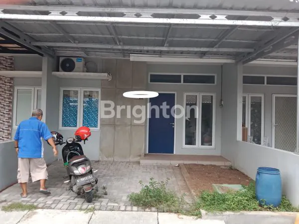 image RUMAH SEWA FURNISH DI PLAMONGAN INDAH TINGGAL BAWA KOPER (1)