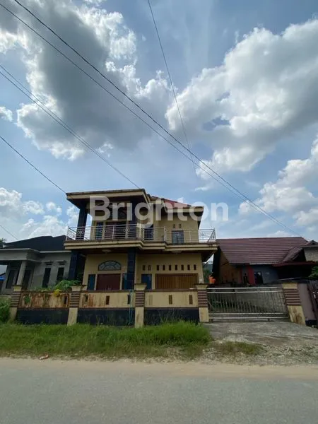 image RUMAH CLASIC 2 LANTAI DEKAT PINTU TOL BALSAM (1)