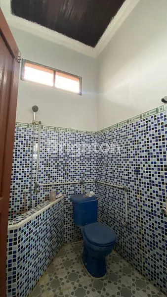 image RUMAH CLASIC 2 LANTAI DEKAT PINTU TOL BALSAM (8)