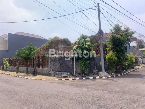image DIJUAL RUMAH HOOK BANGUNAN KOSONG DARMO PERMAI SURABAYA BARAT  (2)
