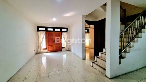 image RUMAH MEWAH 2 LANTAI SHM LT 150M² DI PONDOK GEDE/ JATI RAHAYU (7)