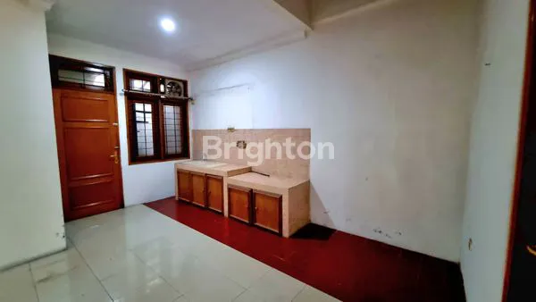 image RUMAH MEWAH 2 LANTAI SHM LT 150M² DI PONDOK GEDE/ JATI RAHAYU (3)