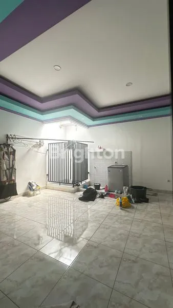 image RUMAH MEWAH FULL FURNISHED SIAP HUNI DI GRAHA LARAS (1)