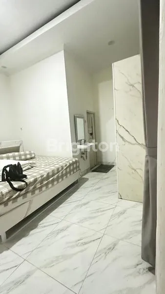 image RUMAH MEWAH FULL FURNISHED SIAP HUNI DI GRAHA LARAS (5)