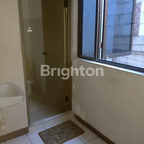 image RUKO MAKMUR SQUARE SIAP PAKAI (8)