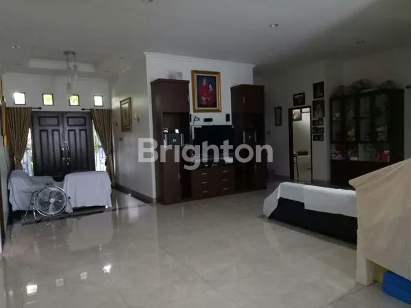 image RUMAH MEWAH LT 400 LB 300 DI BOGOR UTARA (4)