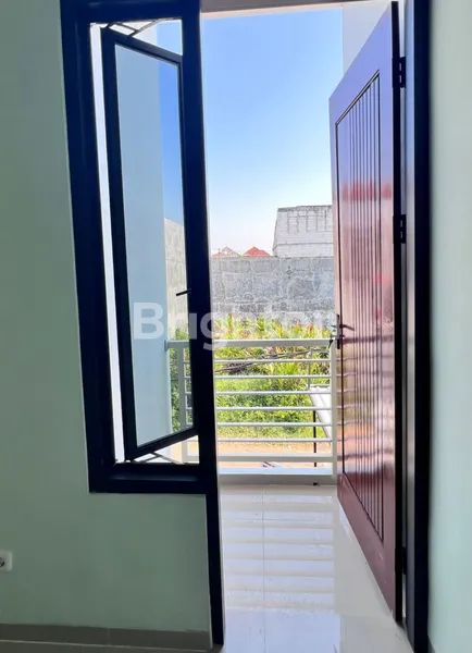 image RUMAH 2 LANTAI BARU GRESS WISMA TIRTA AGUNG ASRI GUNUNGANYAR DEKAT MEDOKAN RUNGKUT UPN PENJARINGAN MERR TOL TAMBAK SUMUR POCAND (7)