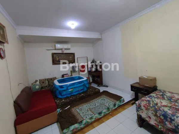 image DIJUAL RUMWH DI AREA PONDOK PINANG JAKSRTA SELATAN (3)