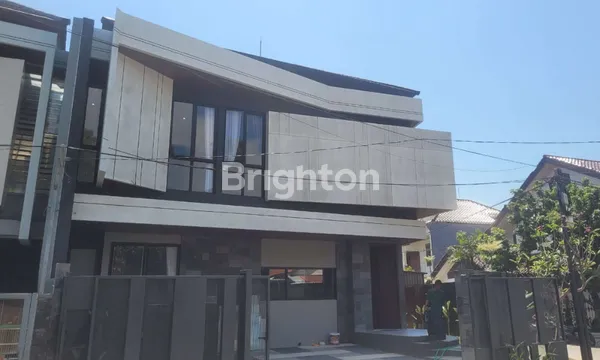 image RUMAH 2LT HOOK NEW GRESS MODERN MINIMALIS MANYAR INDAH DEKAT KLAMPIS NGINDEN SEMOLOWARU MERR KERTAJAYA ARAYA SUKOLILO GALAXYMALL  (1)