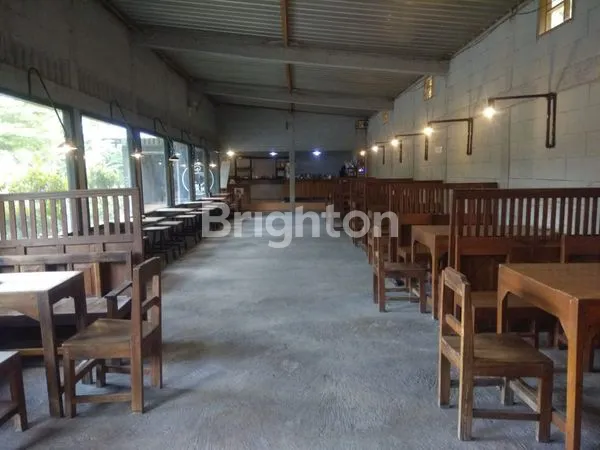 image PROPERTI BISNIS: RUMAH & CAFE DI LOKASI STRATEGIS (4)