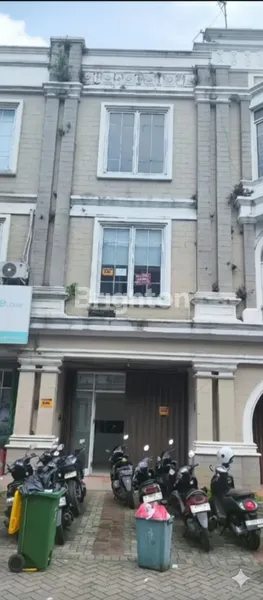 image DIJUAL CEPAT RUKO UNTUK BISNIS DI THEMATIC PARAMOUNT GADING SERPONG (2)