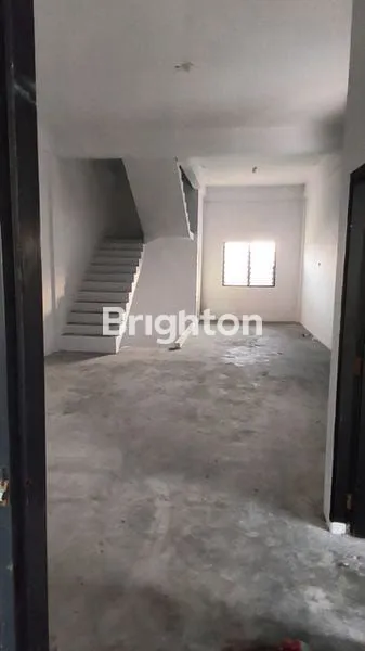 image RUKO 3 LANTAI STRATEGIS DI JL. NANGKA (4)