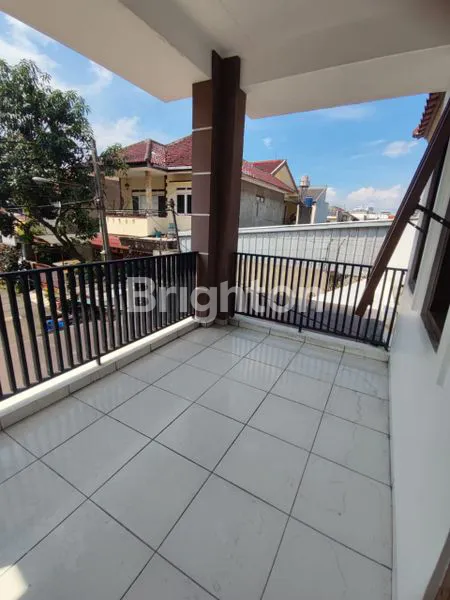 image RUMAH 2 LANTAI STRATEGIS DI SITUSARI CIJAGRA BANDUNG (8)