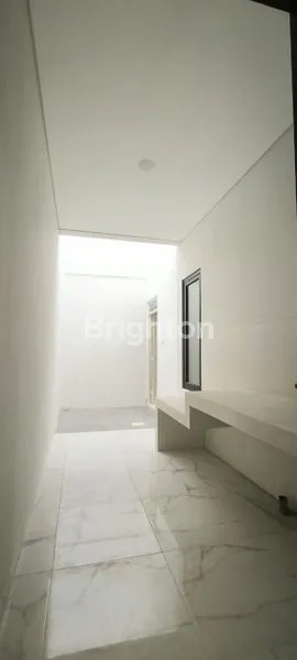 image RUMAH BARU 2 LT DI VIRGO KARANG EMPAT LT 90 LB 120 TAMBAKSARI (4)