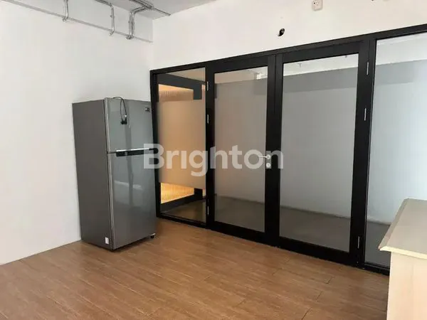 image OFFICE THE ROYAL 55 ROYAL RESIDENCE  (2)