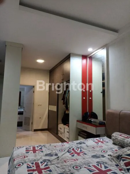 image DIJUAL  RUMAH MINIMALIS 3 LANTAI GREEN VILLE JAKARTA BARAT (1)