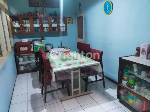 image RUMAH STRATEGIS 190M² SIAP HUNI DEKAT BPK PENABUR SUDIRMAN  (7)